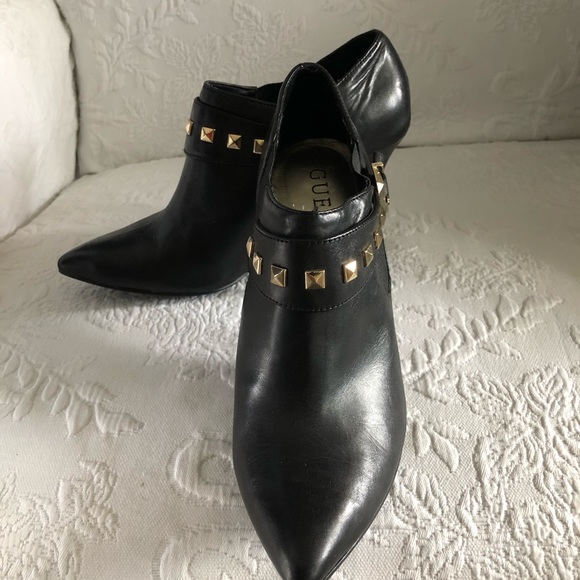 Guess black shoe booties - Picture 3 of 5